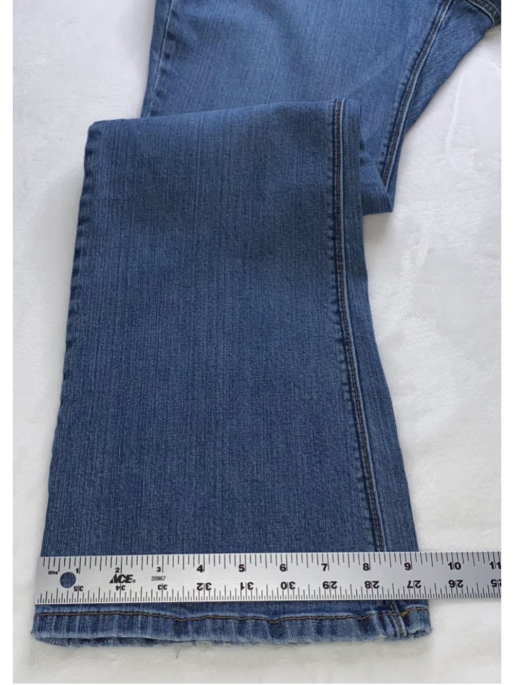 LOFT Curvy Boot Jeans Womens 10 Blue Medium Wash Mid Rise Bootcut Denim - Picture 9 of 10